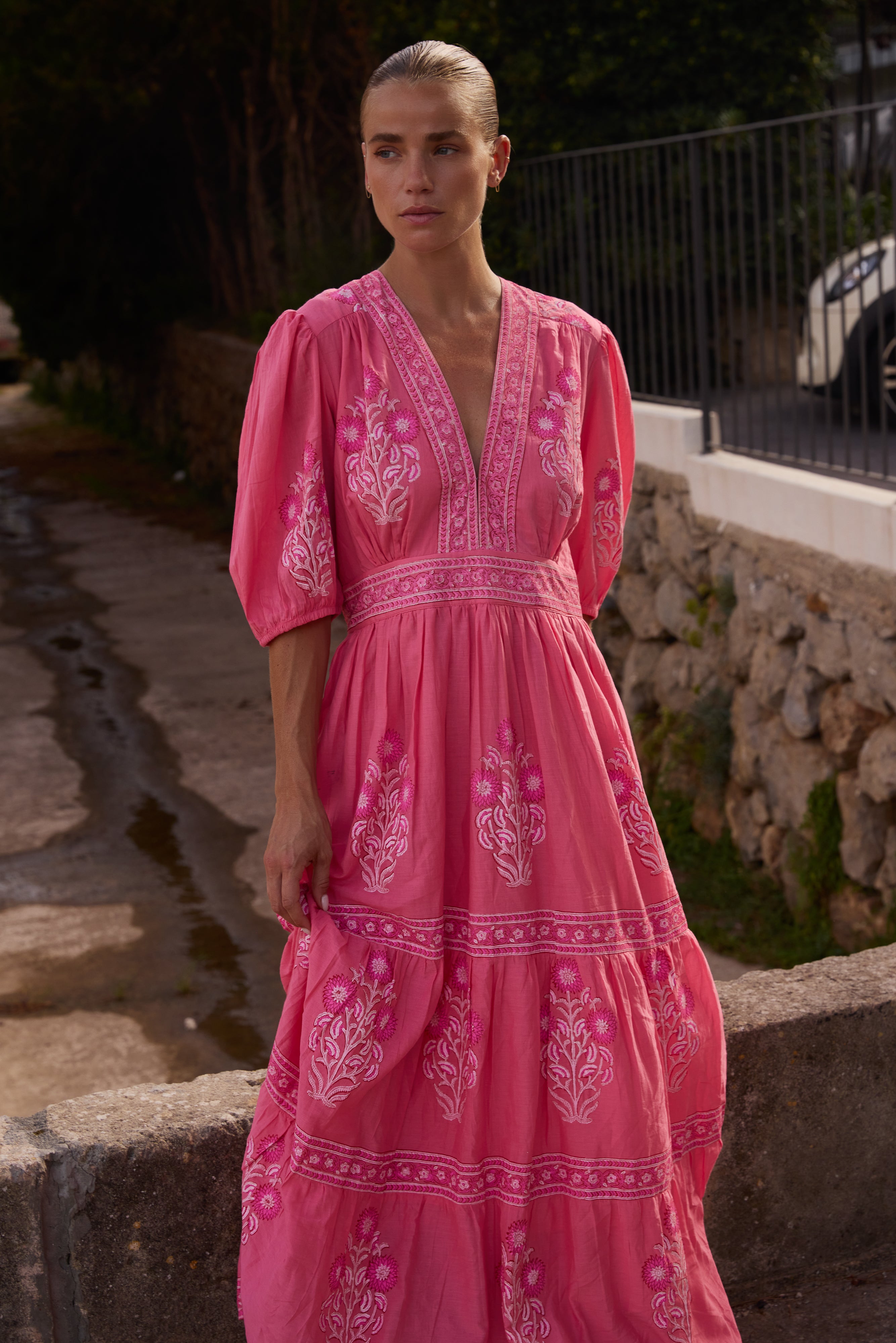 V-Neck Puffed Maxi- Raton Pink
