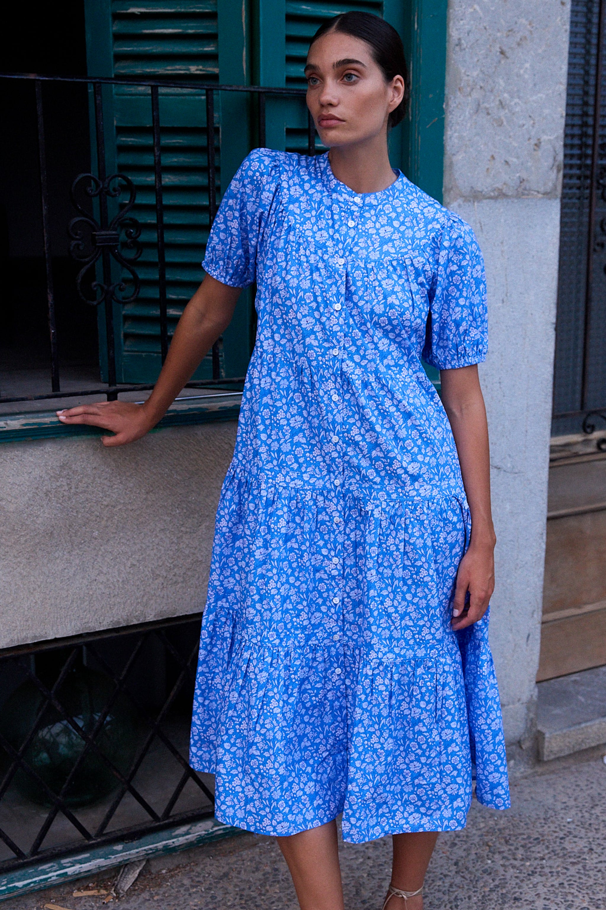 Scoop Yoke Puff Sleeve Tiered Midi Dress, Ditsy Blue, XS