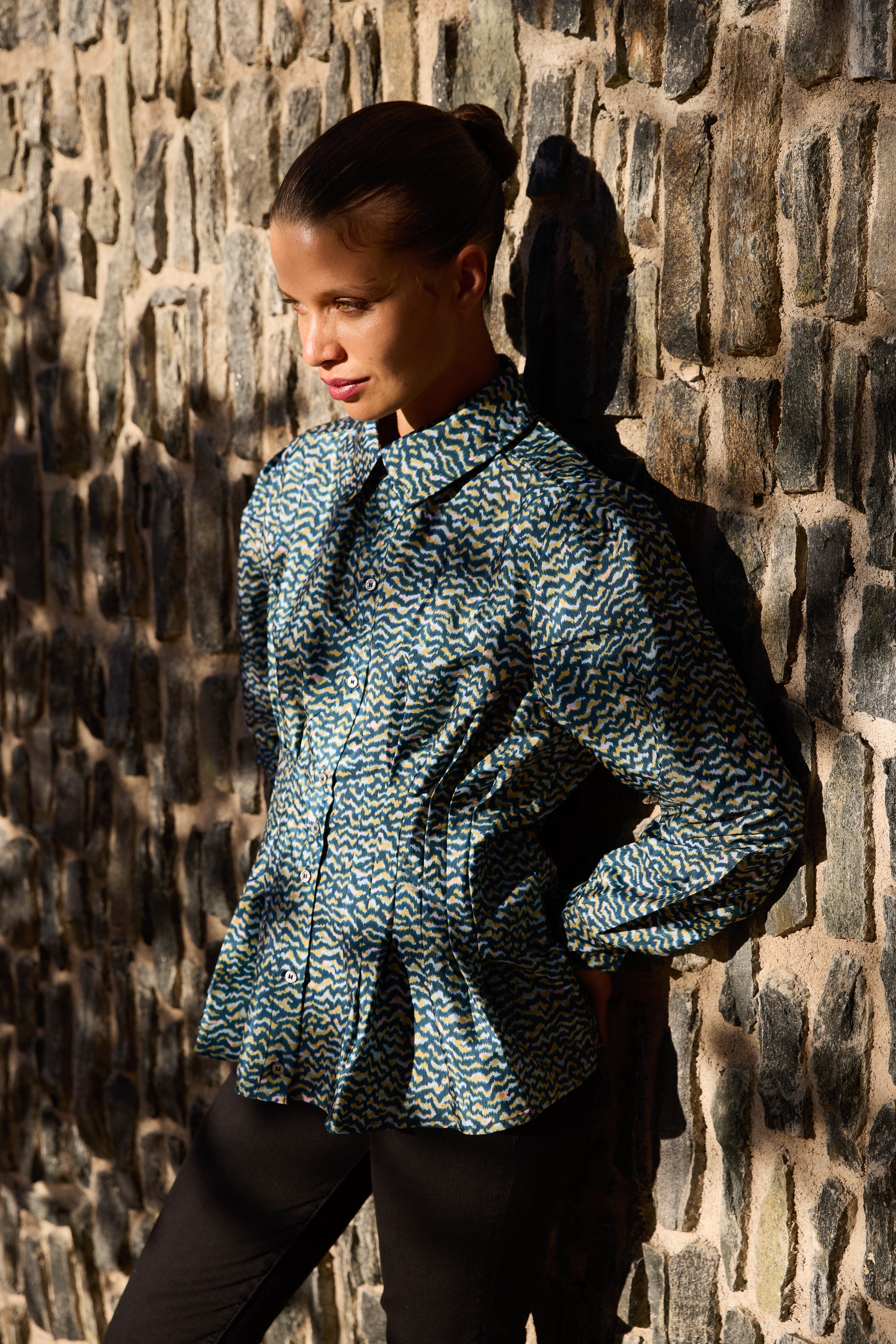 Elizabeth Top- Jag Navy