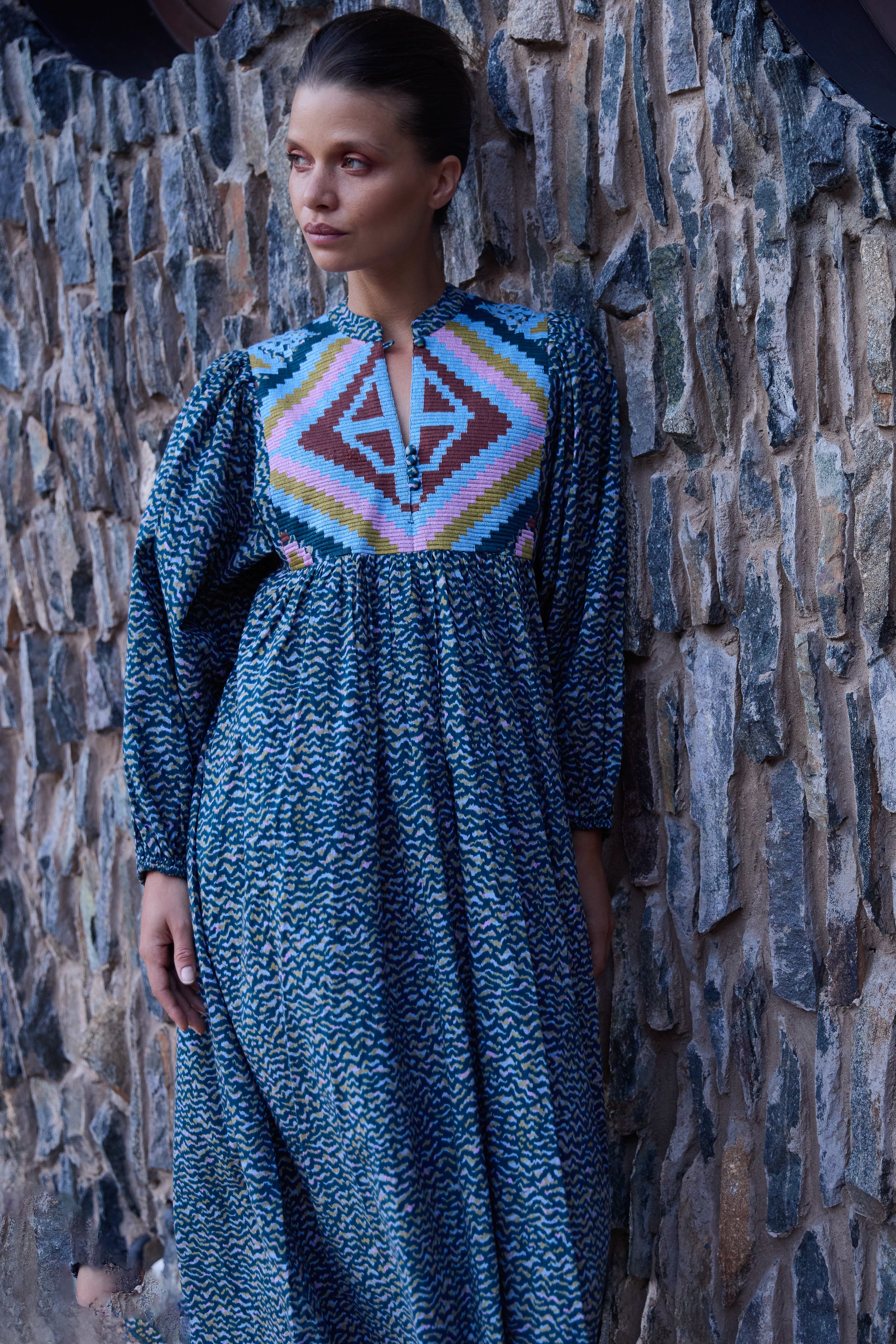 Mandarin Balloon Sleeve Midi- Jag Navy