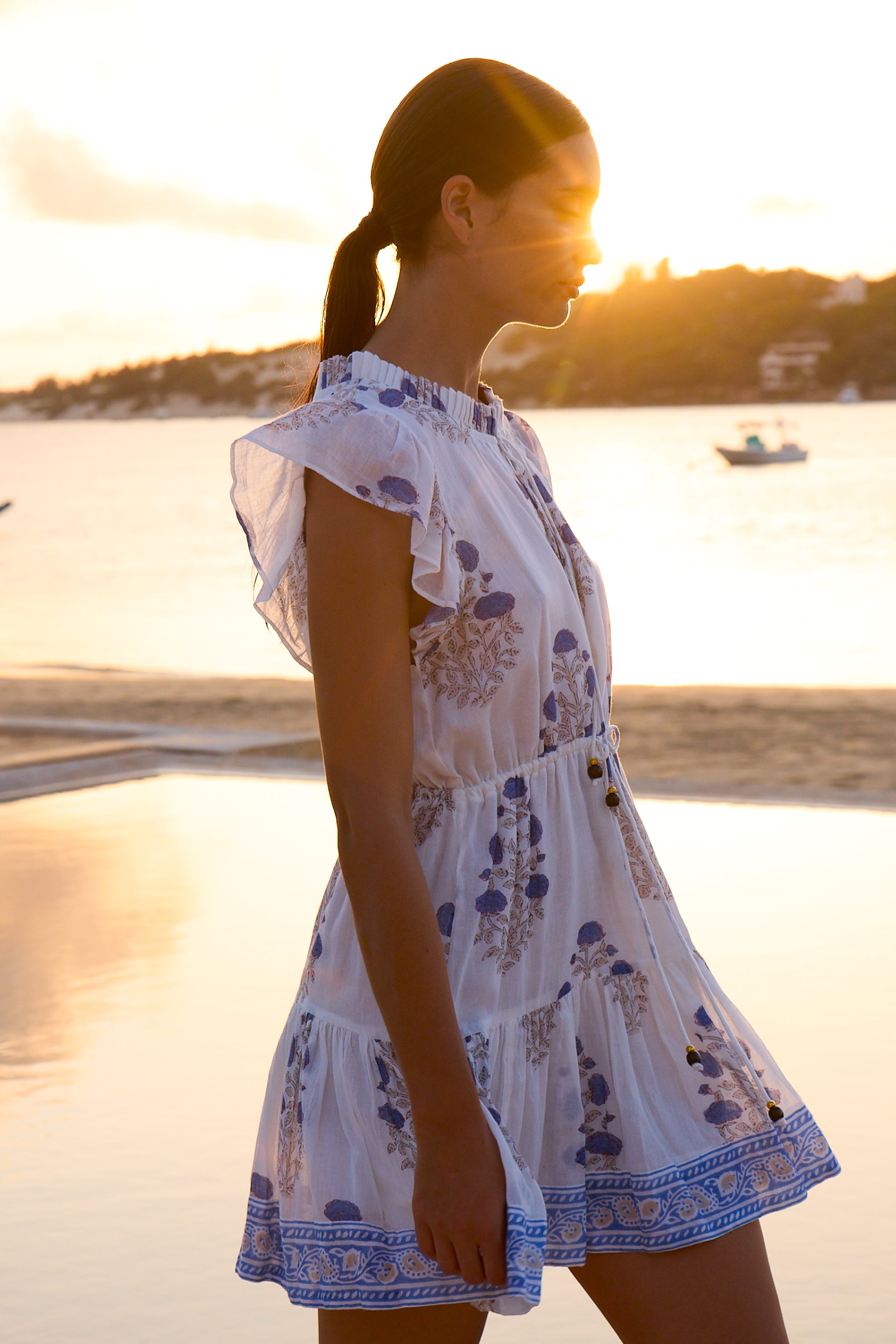 Cinched Flirty Short- Laguna Blue