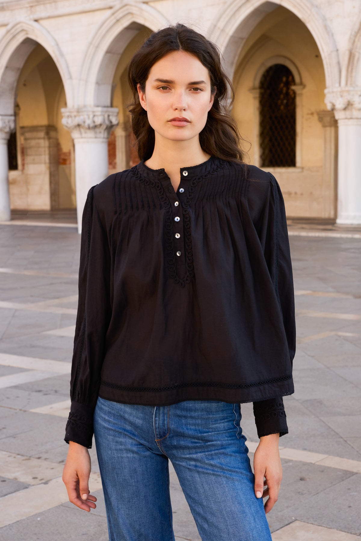 Cordelia Top-Hepburn Black