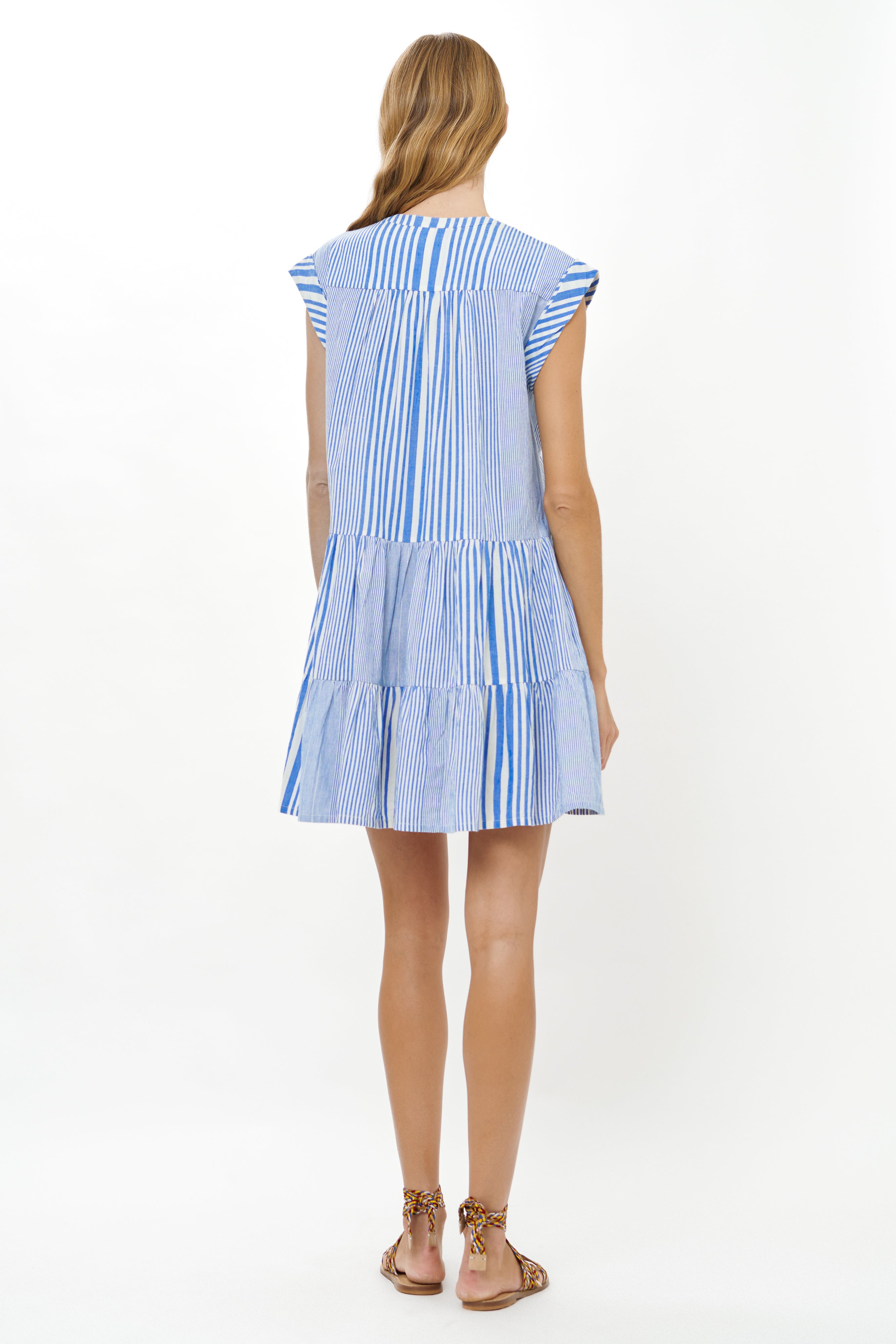 Roll Sleeve- Henley Blue