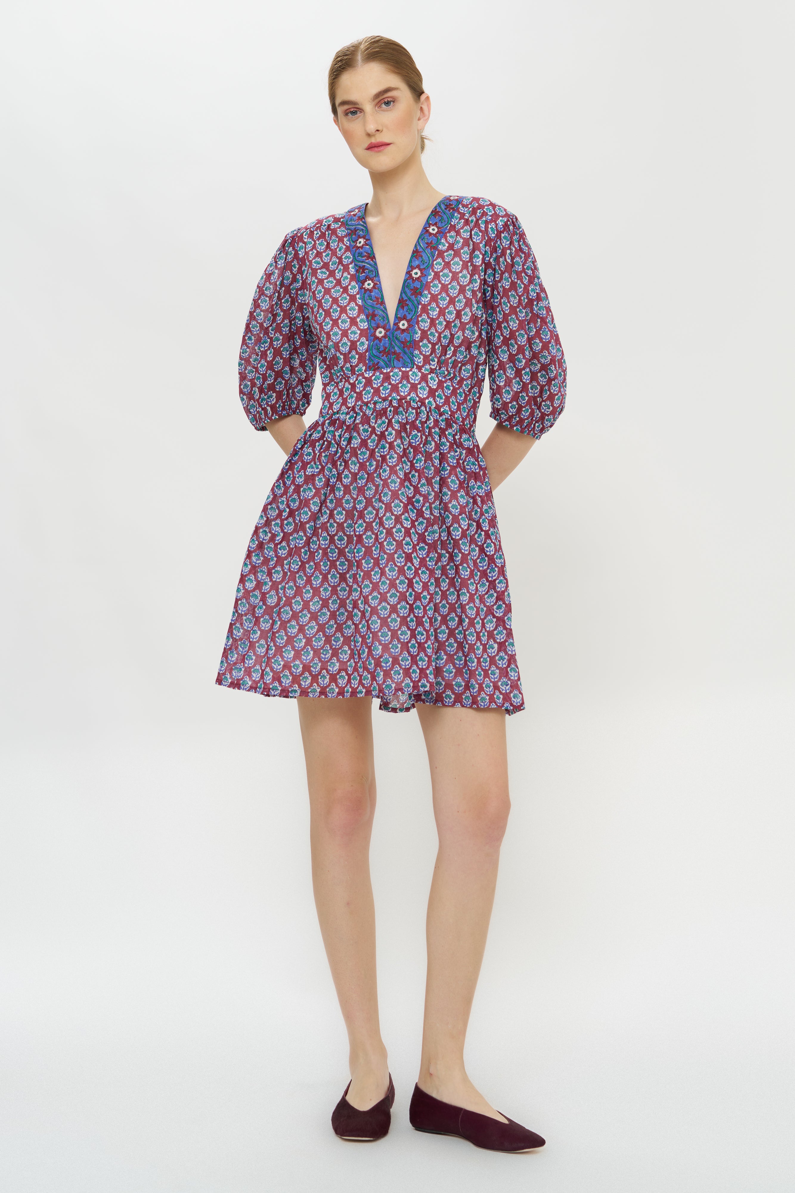 V-Neck Puff Mini- Zenica Wine