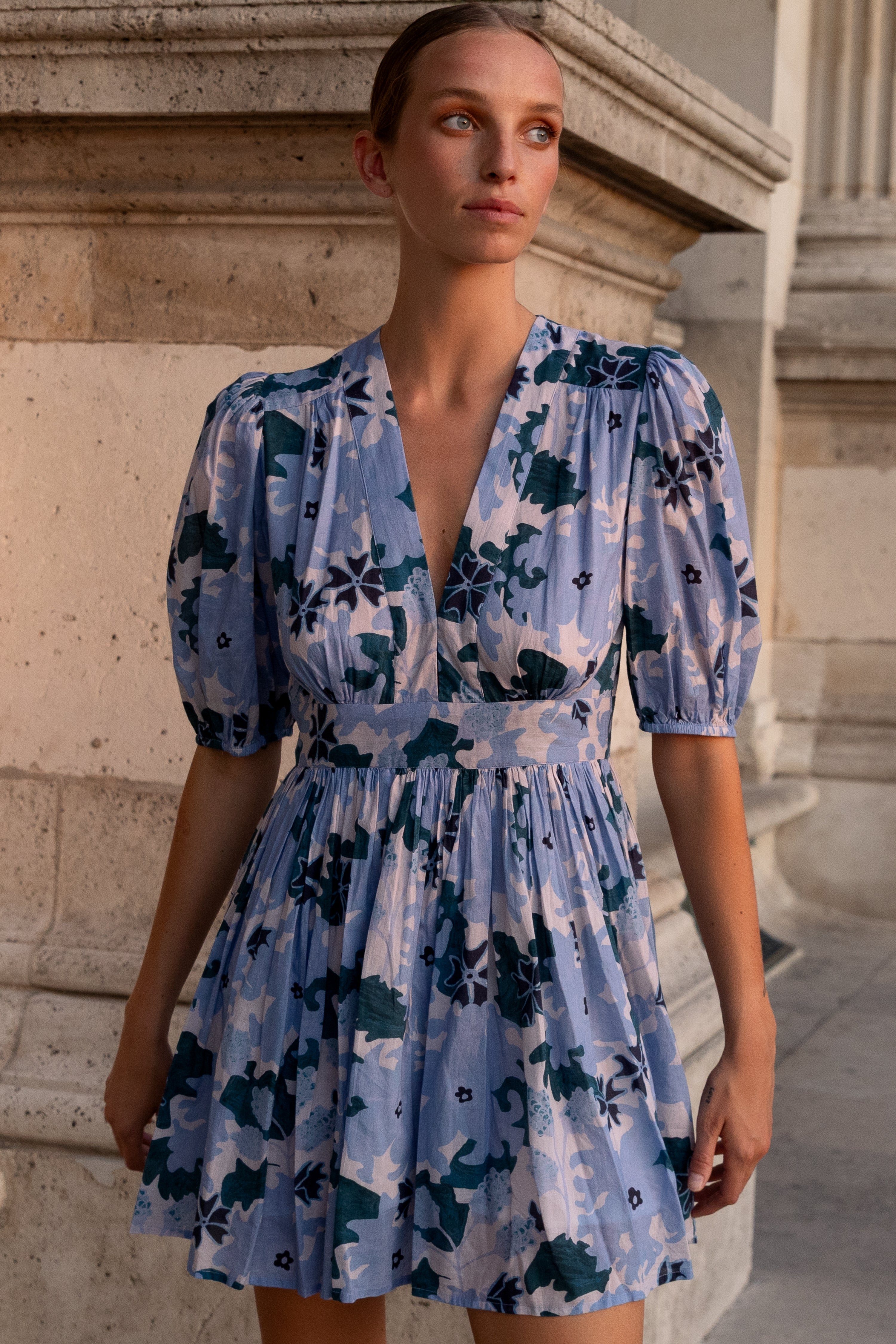V-Neck Puff Mini- Suzani Blue